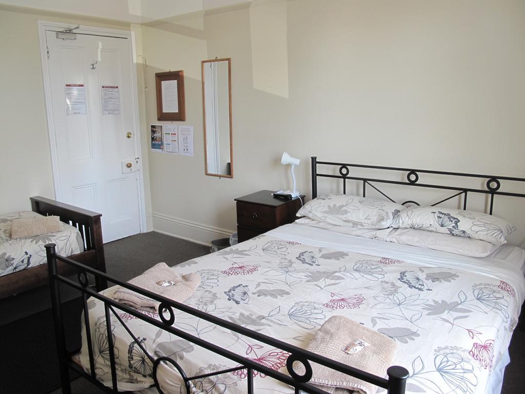 Dorset House Backpackers Hostel Christchurch Bagian luar foto