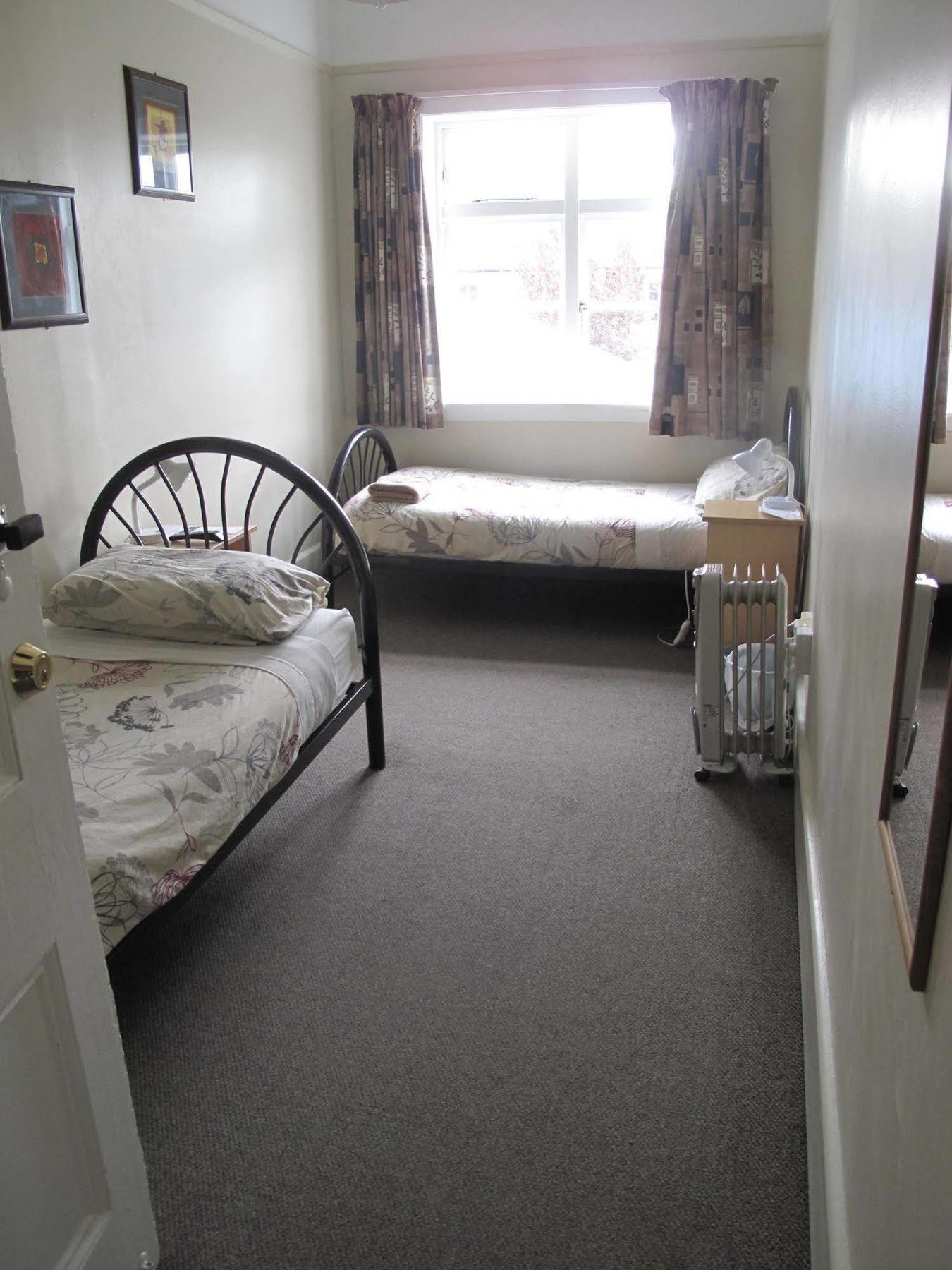 Dorset House Backpackers Hostel Christchurch Bagian luar foto