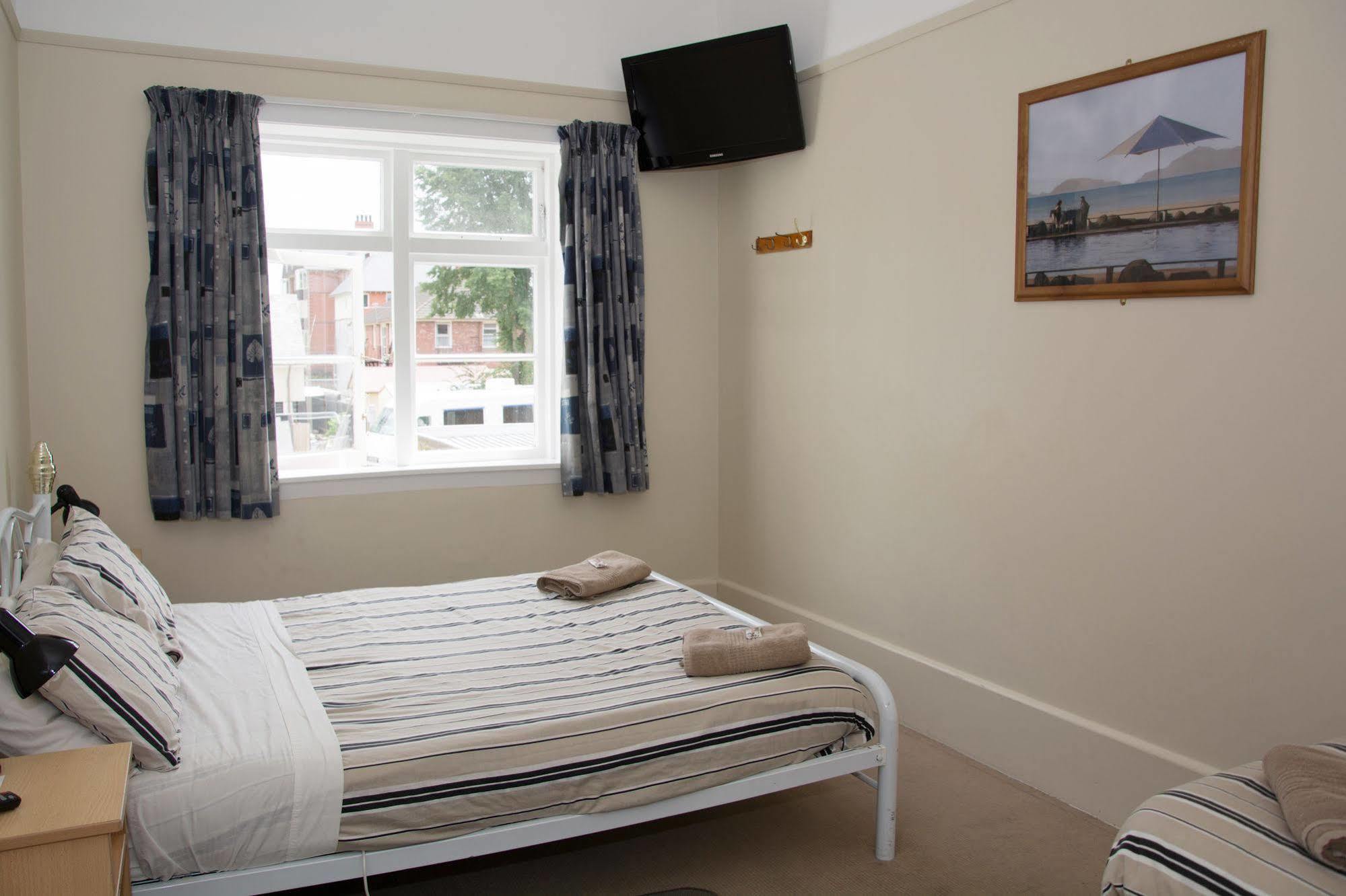 Dorset House Backpackers Hostel Christchurch Bagian luar foto