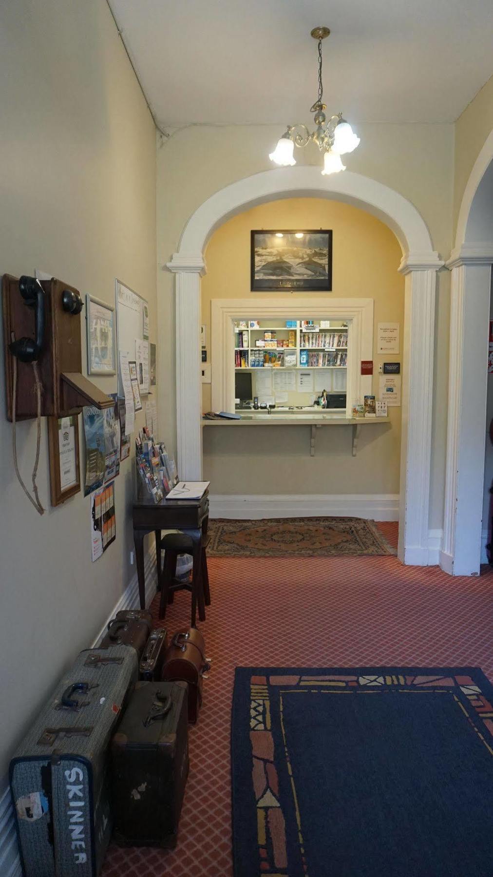 Dorset House Backpackers Hostel Christchurch Bagian luar foto