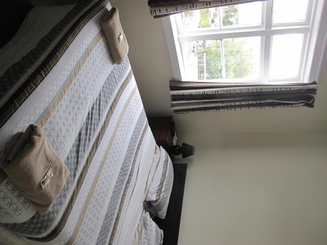Dorset House Backpackers Hostel Christchurch Bagian luar foto